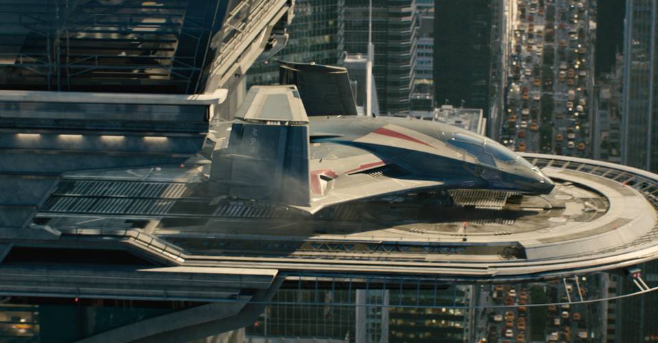 Avengers Quinjet Spotted On Thor Ragnarok Set Screen Rant