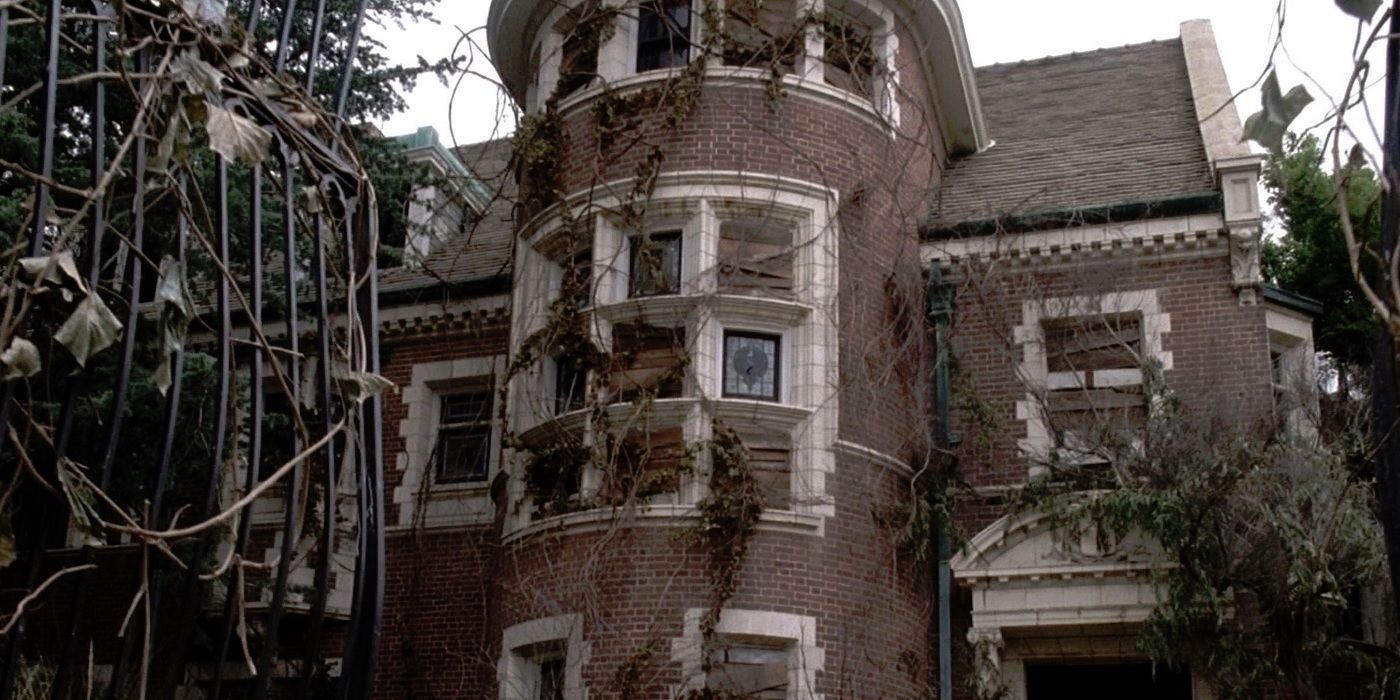 American Horror Story Season 1’s Murder House Is Haunted In Real Life