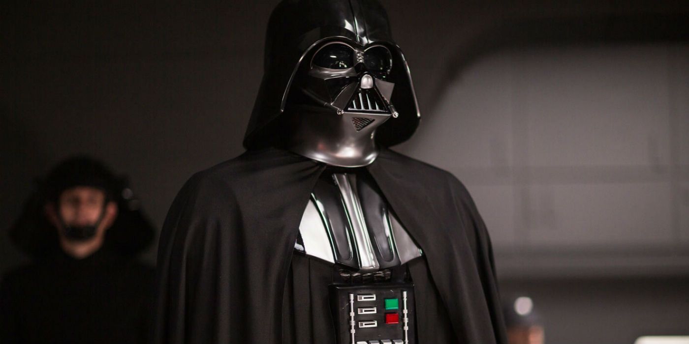 rogue one director explains how darth vader s big scene evolved