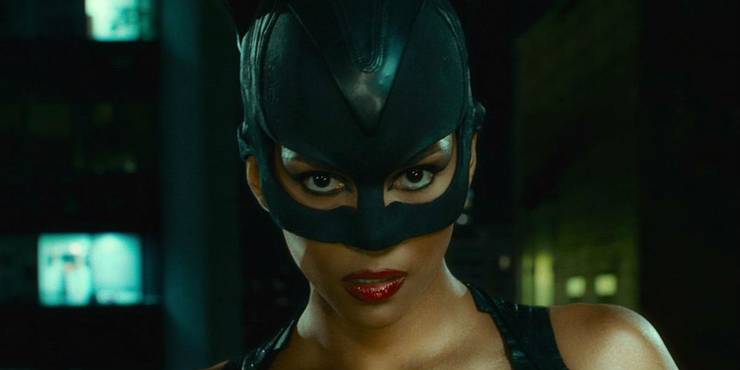 DC Casting Choices That Royally Sucked 8 catwoman mask.jpg?q=50&fit=crop&w=740&h=370&dpr=1