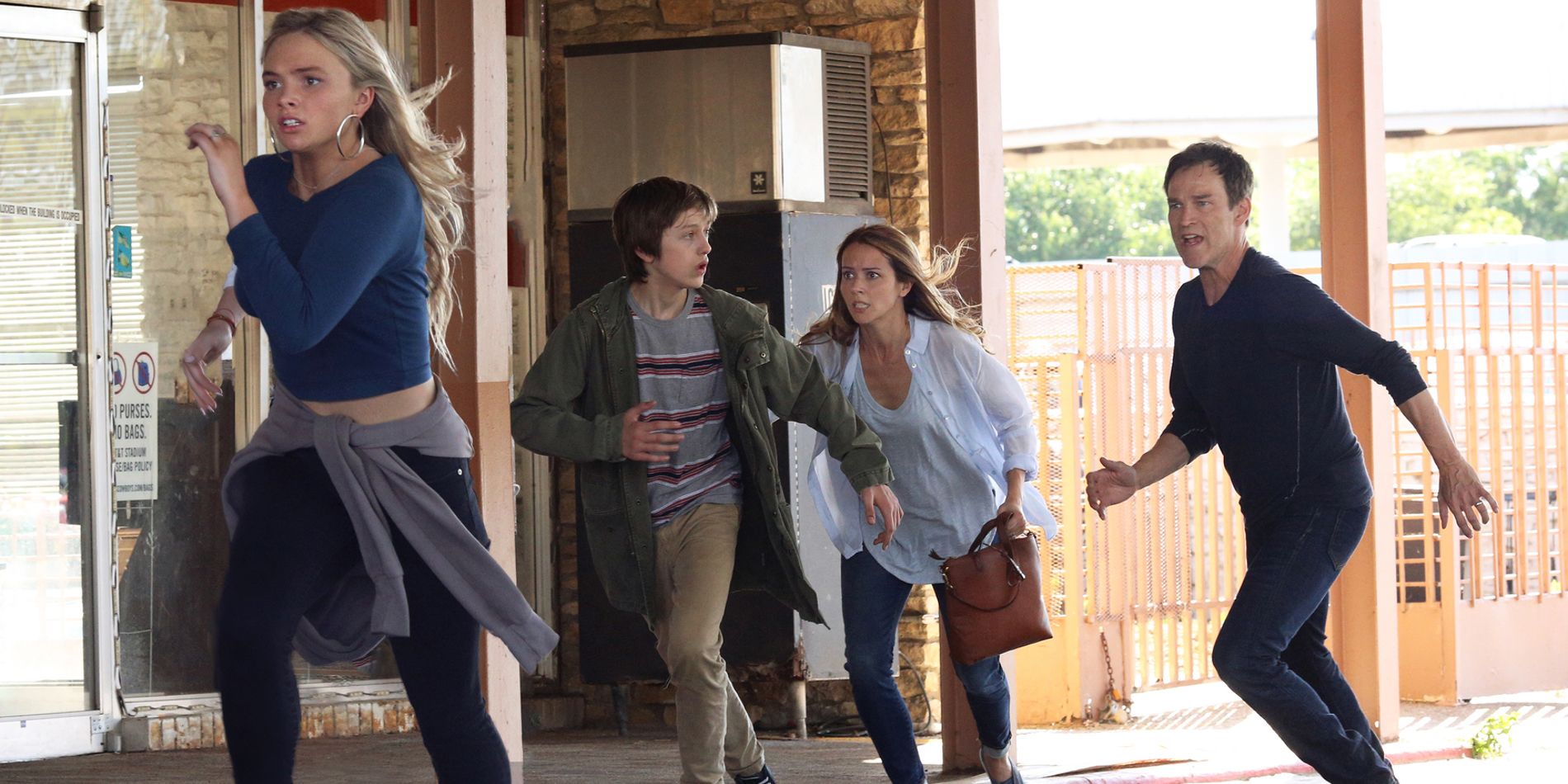 The Gifted Premiere Effectively Blends Family Drama With Marvels Merry Mutants