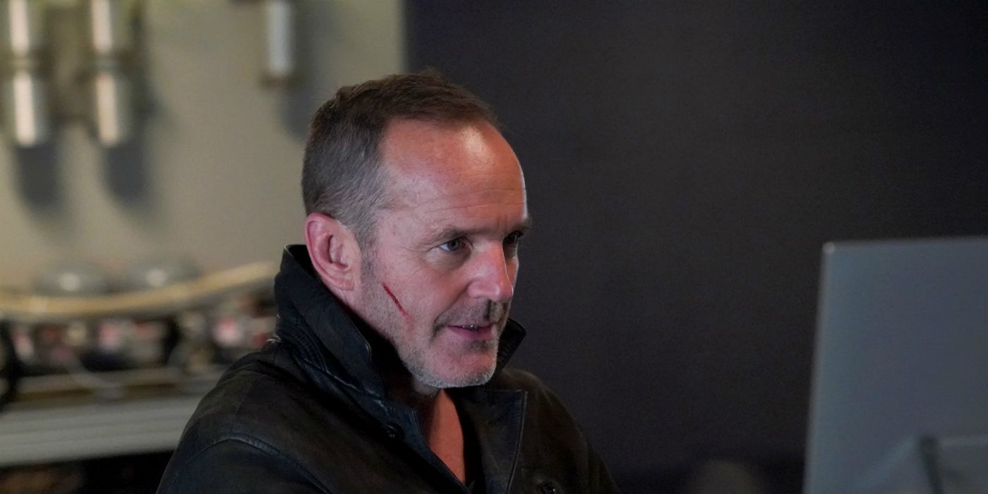 Coulson Should Die In Agents of SHIELD's 100th Episode