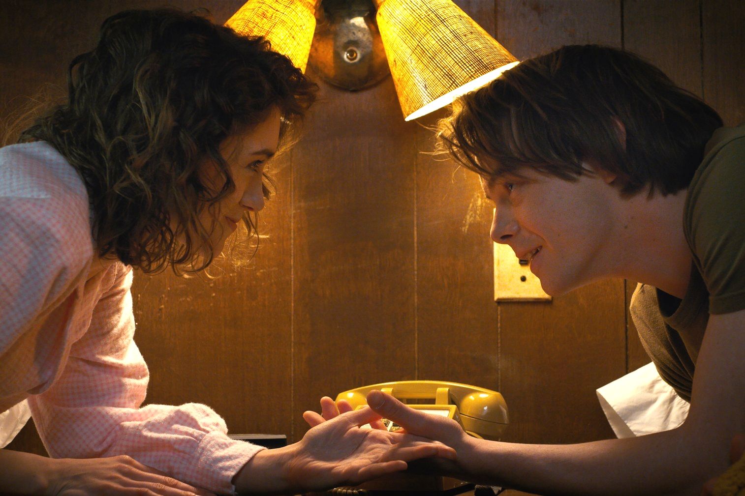 Stranger Things 10 Most Romantic Moments Ranked