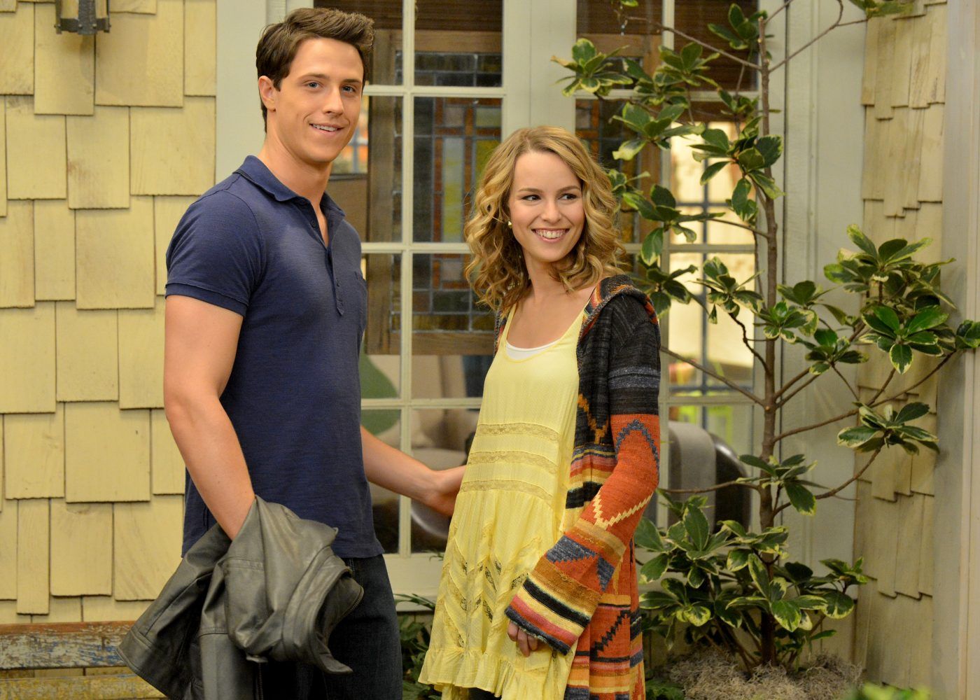 10 Disney Channel Stars Who Dated In Real Life (And 10 Who Are Just Friends)