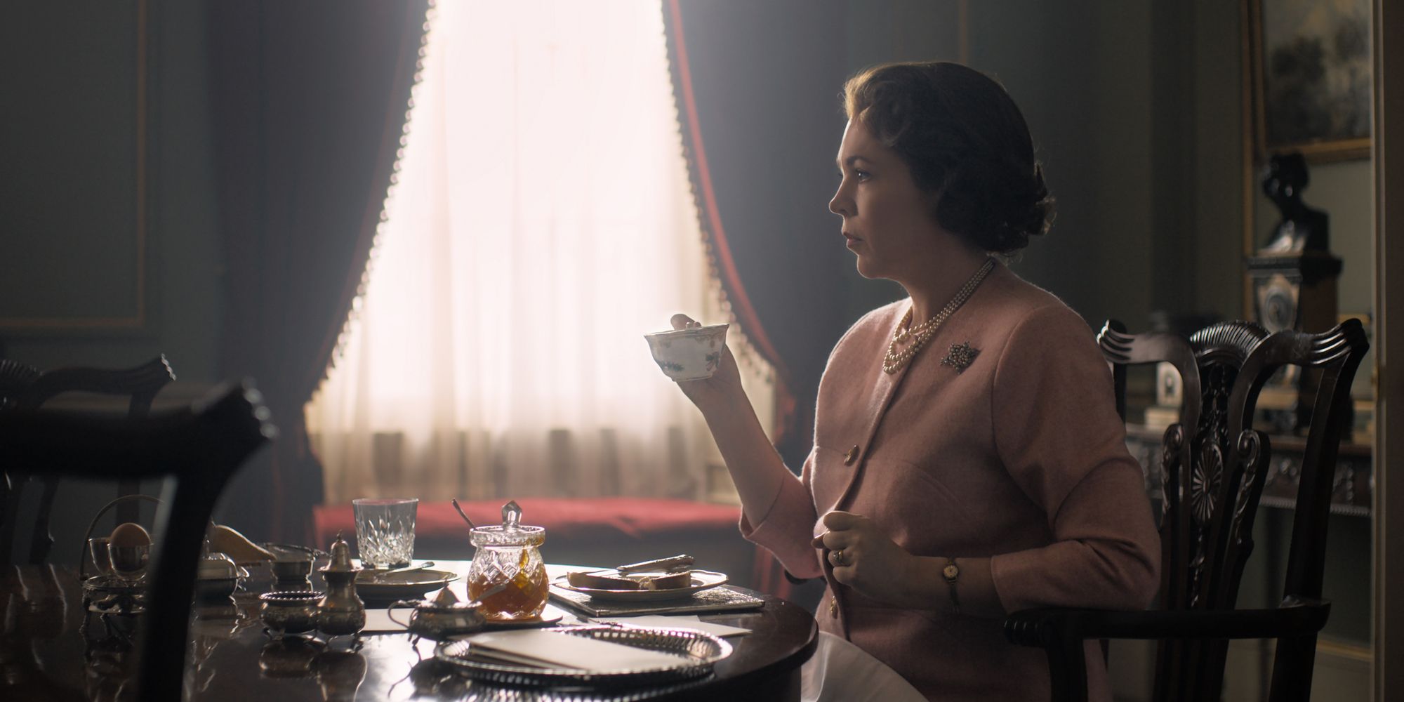 The Crown Season 3 First Look Image | Screen Rant