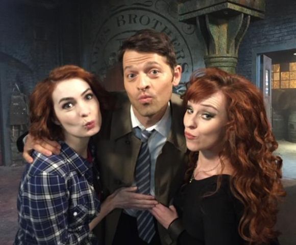 25 BehindTheScenes Photos From Supernatural That Change Everything