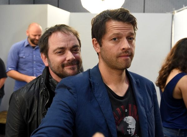 25 BehindTheScenes Photos From Supernatural That Change Everything