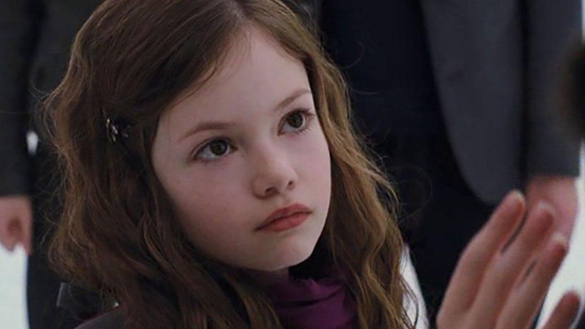 Twilight 20 Strange Details About Renesmee’s Anatomy