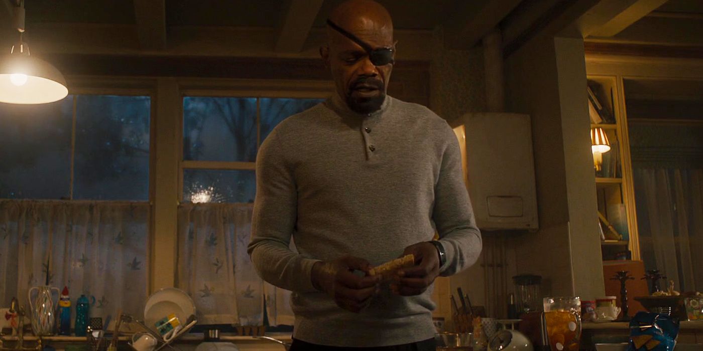 Nick Fury with Triangle Bead in Avengers Age of Ultron