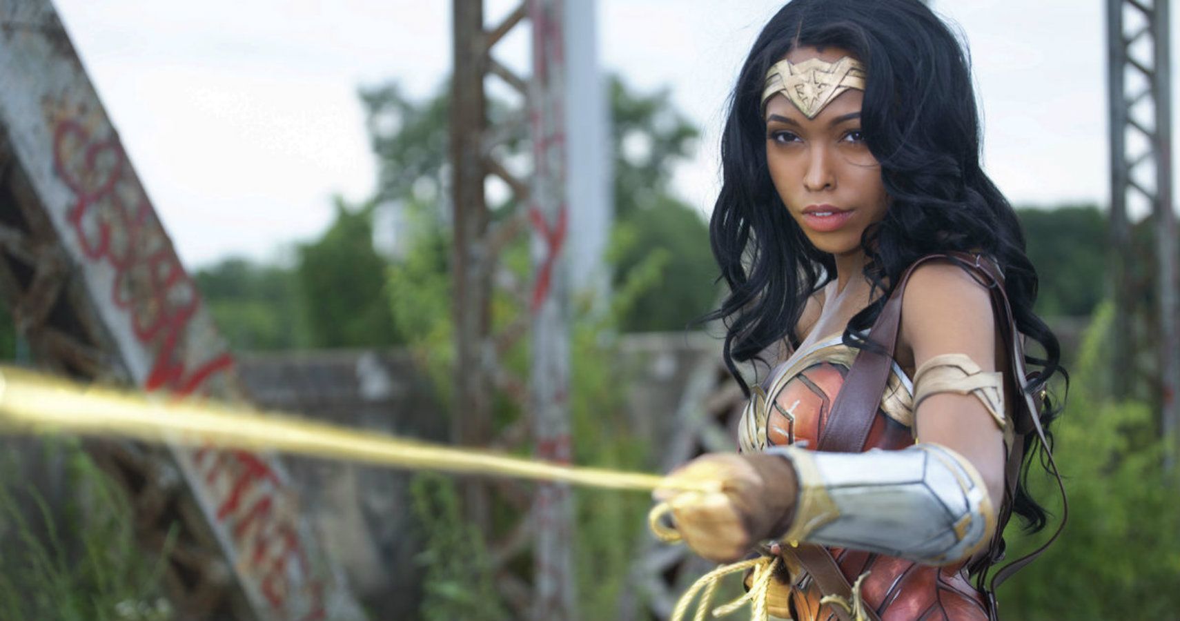 8 Incredible Wonder Woman Cosplays That Will Make You Feel Like Youre In Themyscira