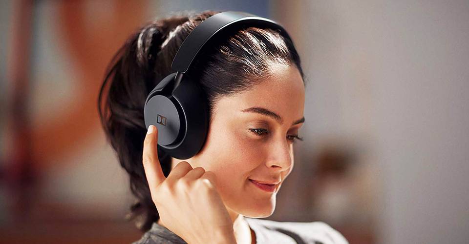 how to choose the best headphones for movies