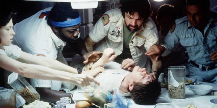 10 Hidden Details Everyone Missed In The Original Alien