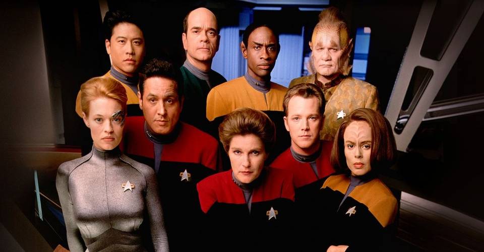 Star Trek The 10 Biggest Voyager Twists And Reveals Ranked Star Trek The 10 Biggest Voyager Twists And Reveals Ranked
