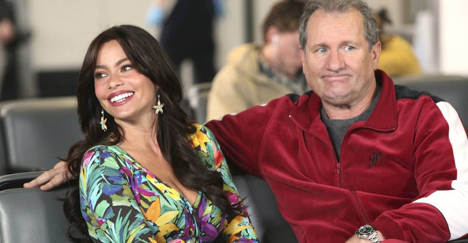 Modern Family 5 Worst Things Gloria Did To Jay 5 Jay Did To Gloria Modern Family 5 Worst Things Gloria Did To Jay 5 Jay Did To Gloria