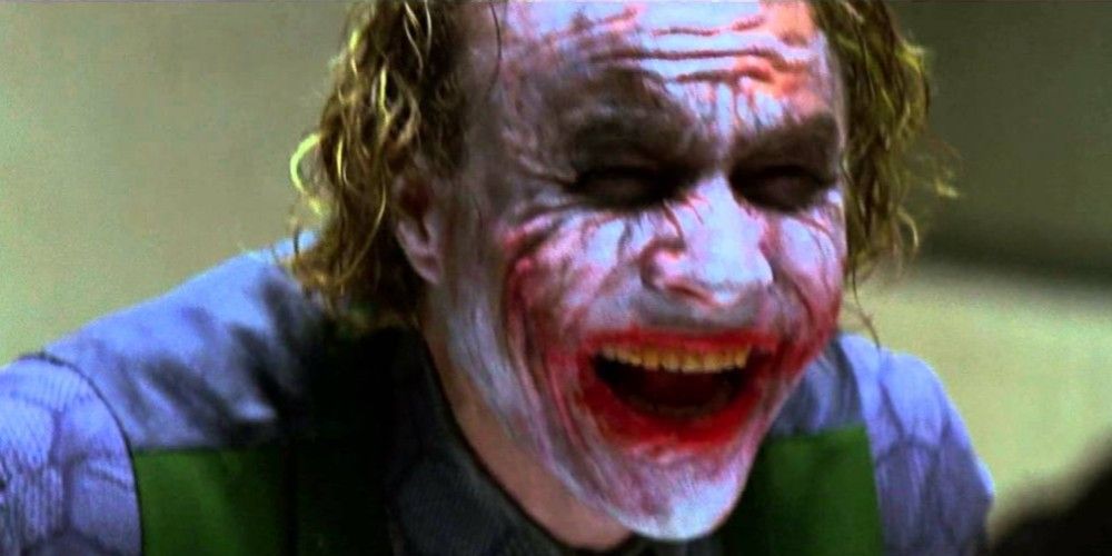7 Reasons Why Joaquin Phoenix Is The Best Joker (& 7 Why It Will Always Be Heath Ledger)