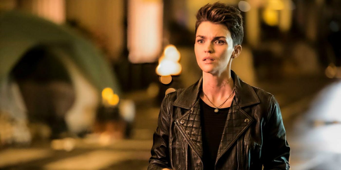Batwoman Ruby Rose Exit Details Reveal OnSet Tensions