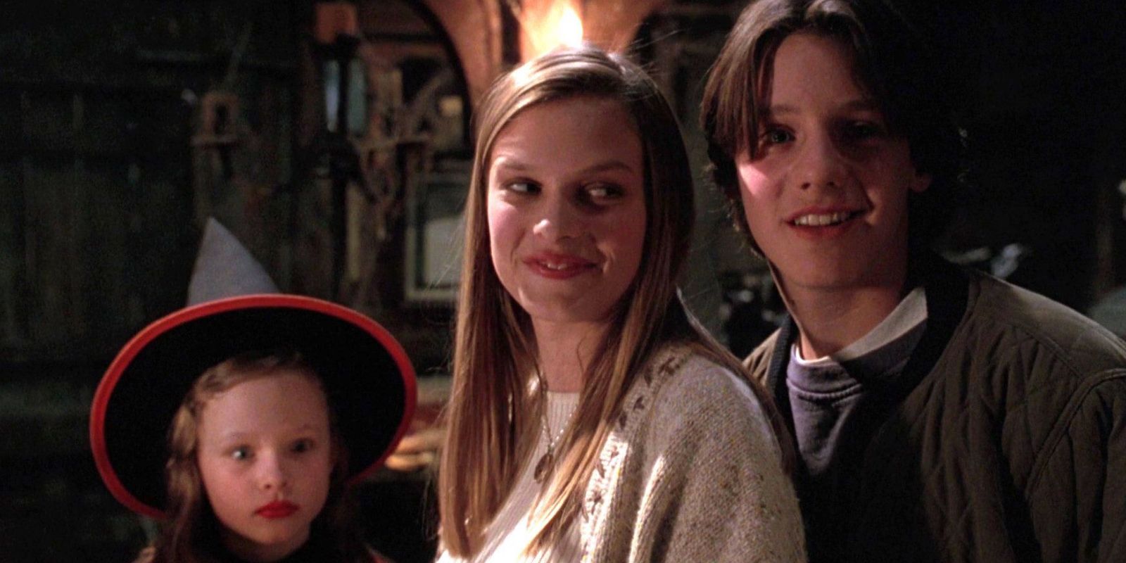 Hocus Pocus 7 Reasons Allison Was Really A Witch (& 8 Reason She Wasn’t)