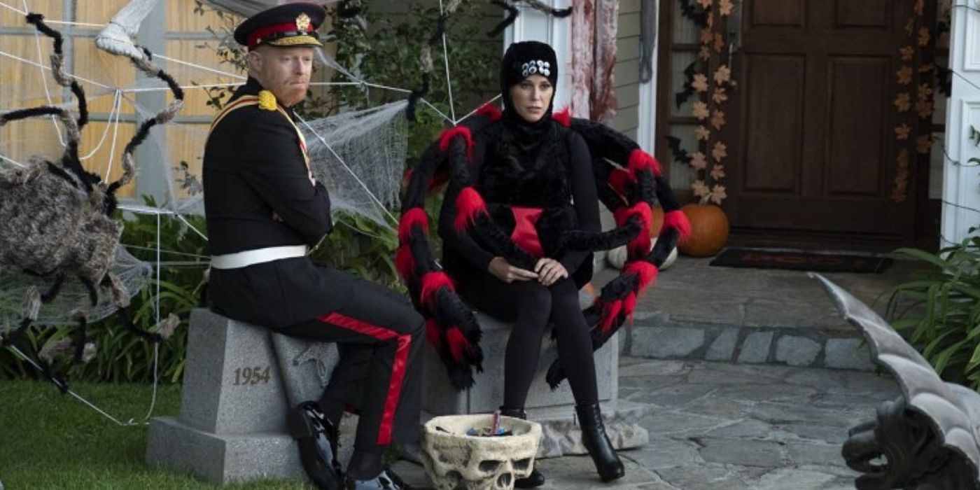 Modern Family The 10 Best Halloween Costumes on The Show