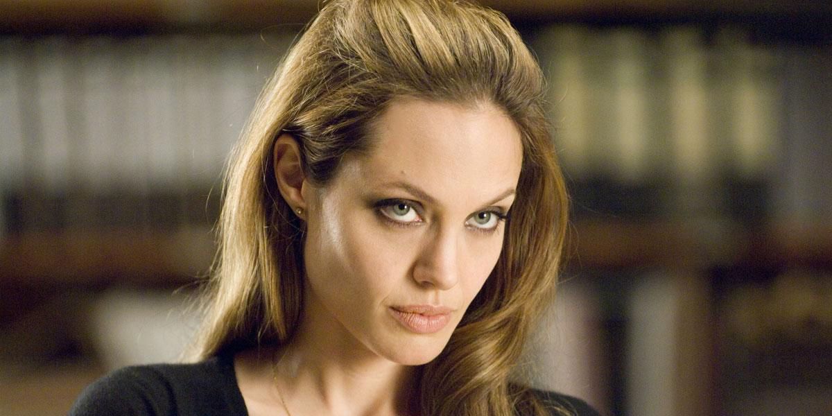 Angelina Jolies 15 Best Movies (According To IMDb) RELATED 5 Reasons Why The Tomb Raider (2018) Is The Perfect Adaptation (& 5 Why Its Still The Angelina Jolie Movies)