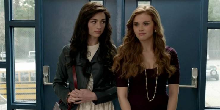 Teen Wolf 10 Hidden Details About The Costumes You Never Noticed