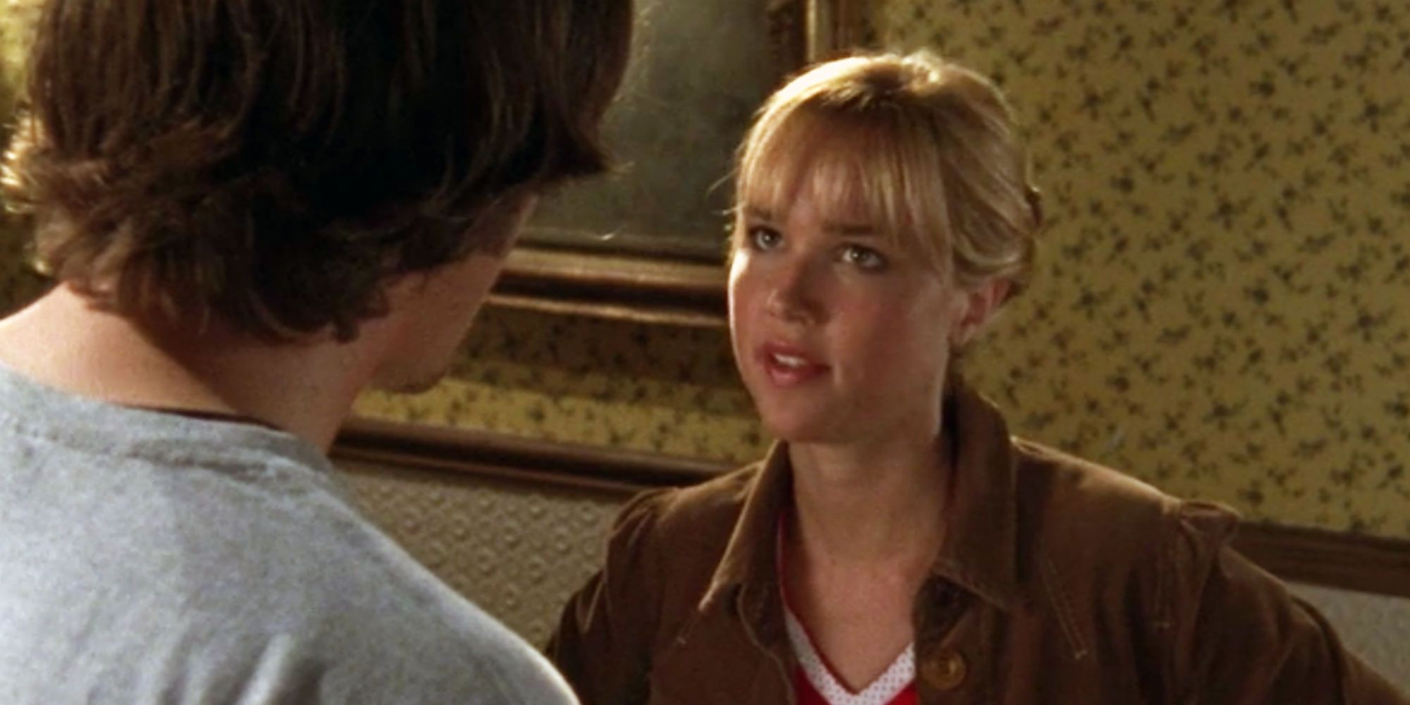 gilmore-girls-lindsay-didn-t-deserve-the-hate-screen-rant