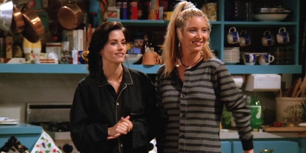 Friends 5 Best Things Monica Did For Phoebe (& 5 Phoebe Did For Monica)