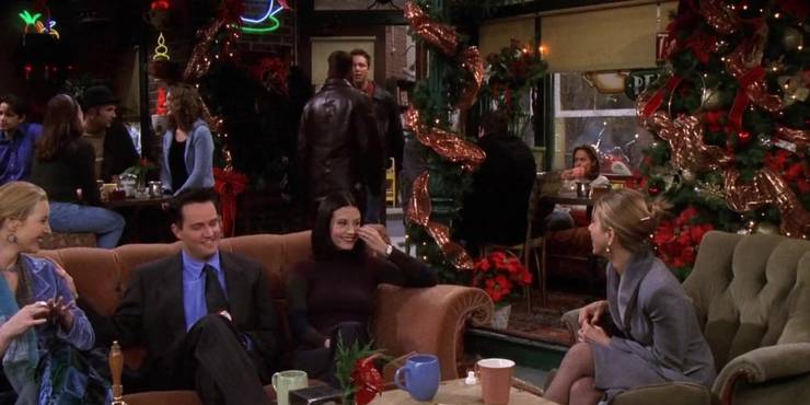 Friends All The Christmas Episodes Ranked Screenrant