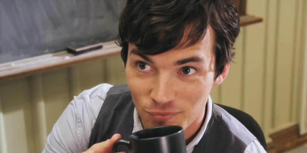 Pretty Little Liars 10 Ways Ezra Got Worse And Worse