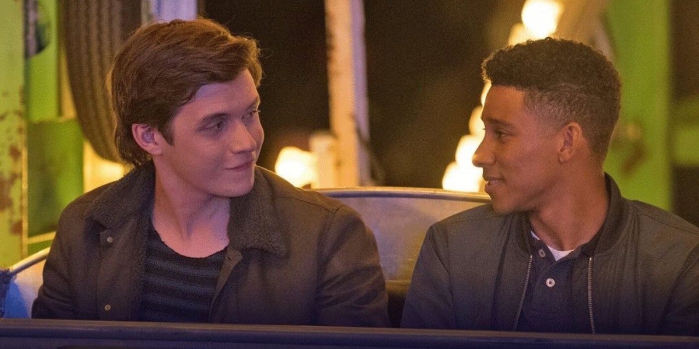 Hulus Love Victor Cast Guide & Returning Love Simon Characters