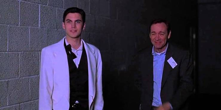 It S Just A Couch 10 Behind The Scenes Facts About American Beauty