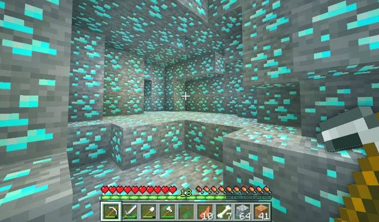 Minecraft 1 18 Best Places To Mine Diamonds Screen Rant Minecraft 1 18 Best Places To Mine Diamonds Screen Rant