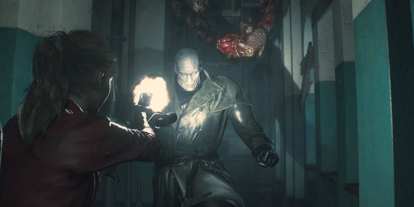 Resident Evil 2 Remake Fighting Mr X the Tyrant Boss