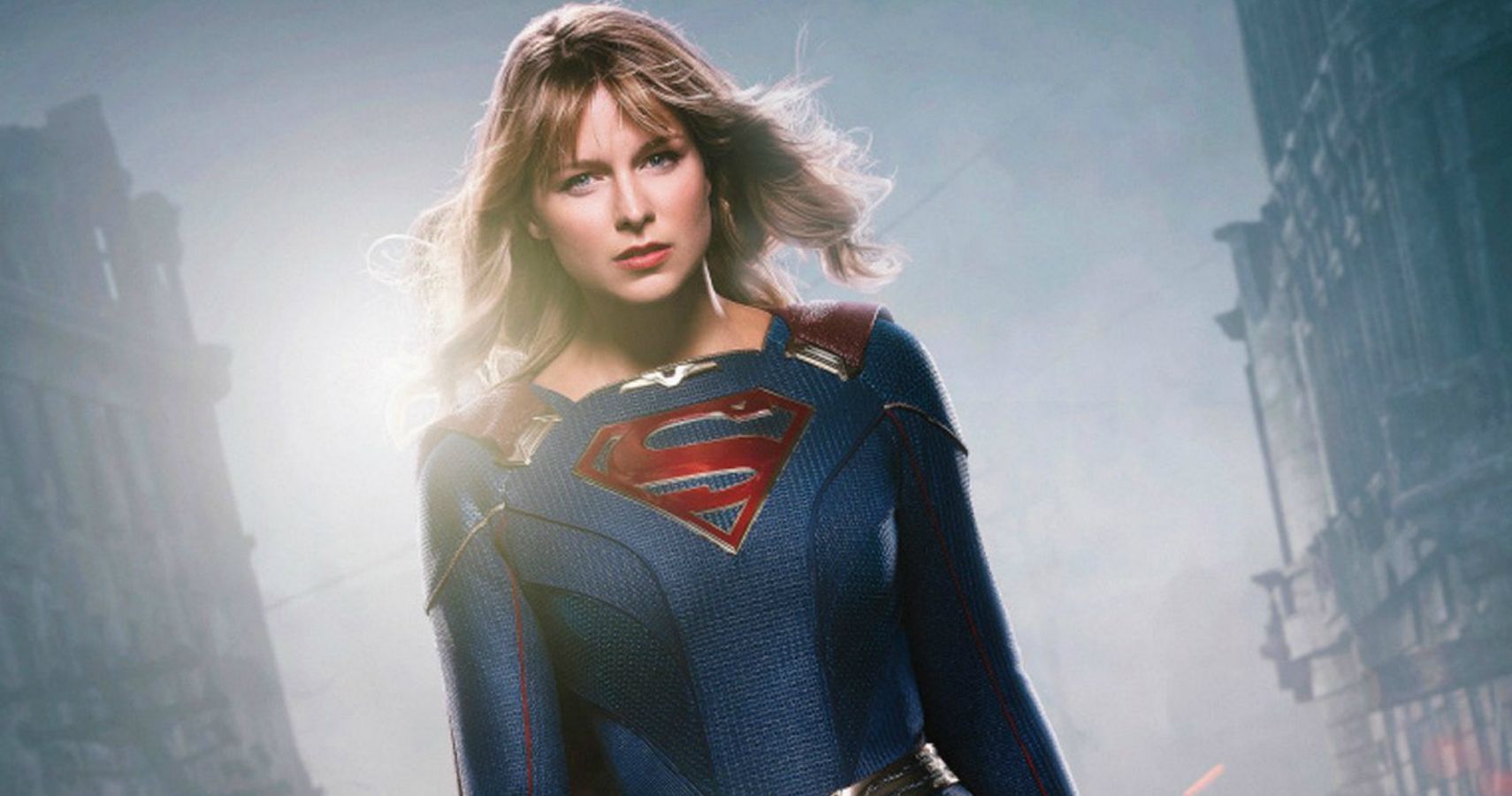 Supergirl 5 DC Heroes Who Respect Her (& 5 Who Despise Her)