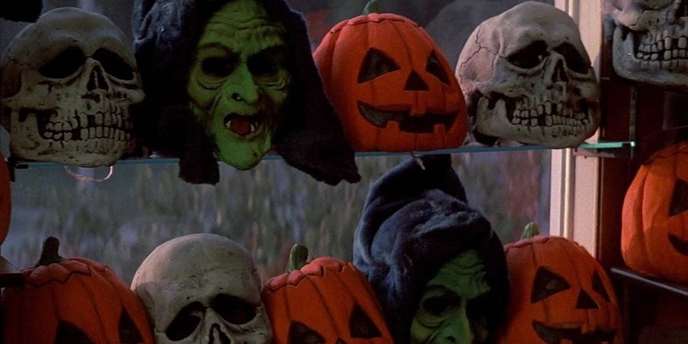 Halloween III 5 Reasons Season Of The Witch Is Underrated (& 5 Reasons Why It Bombed In Box Offices)