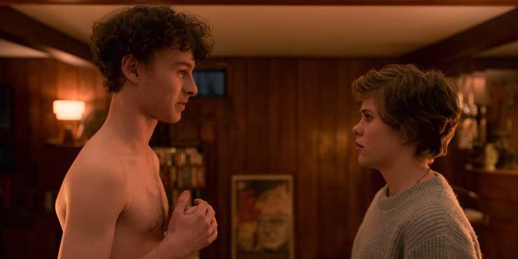 I Am Not Okay With This 5 Things That Make No Sense About Sydney 5 About Dina I Am Not Okay With This 5 Things That Make No Sense About Sydney 5 About Dina