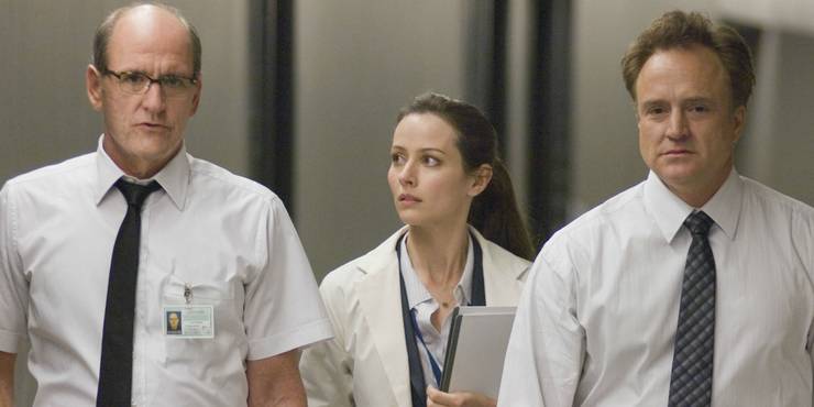 5 Movie Villains Who Were Actually Good People 8 The Cabin in the Woods Richard Jenkins Amy Acker and Bradley Whitford.jpg?q=50&fit=crop&w=740&h=370&dpr=1