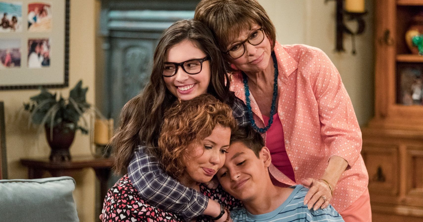 10 Best Episodes Of One Day At A Time According To IMDb