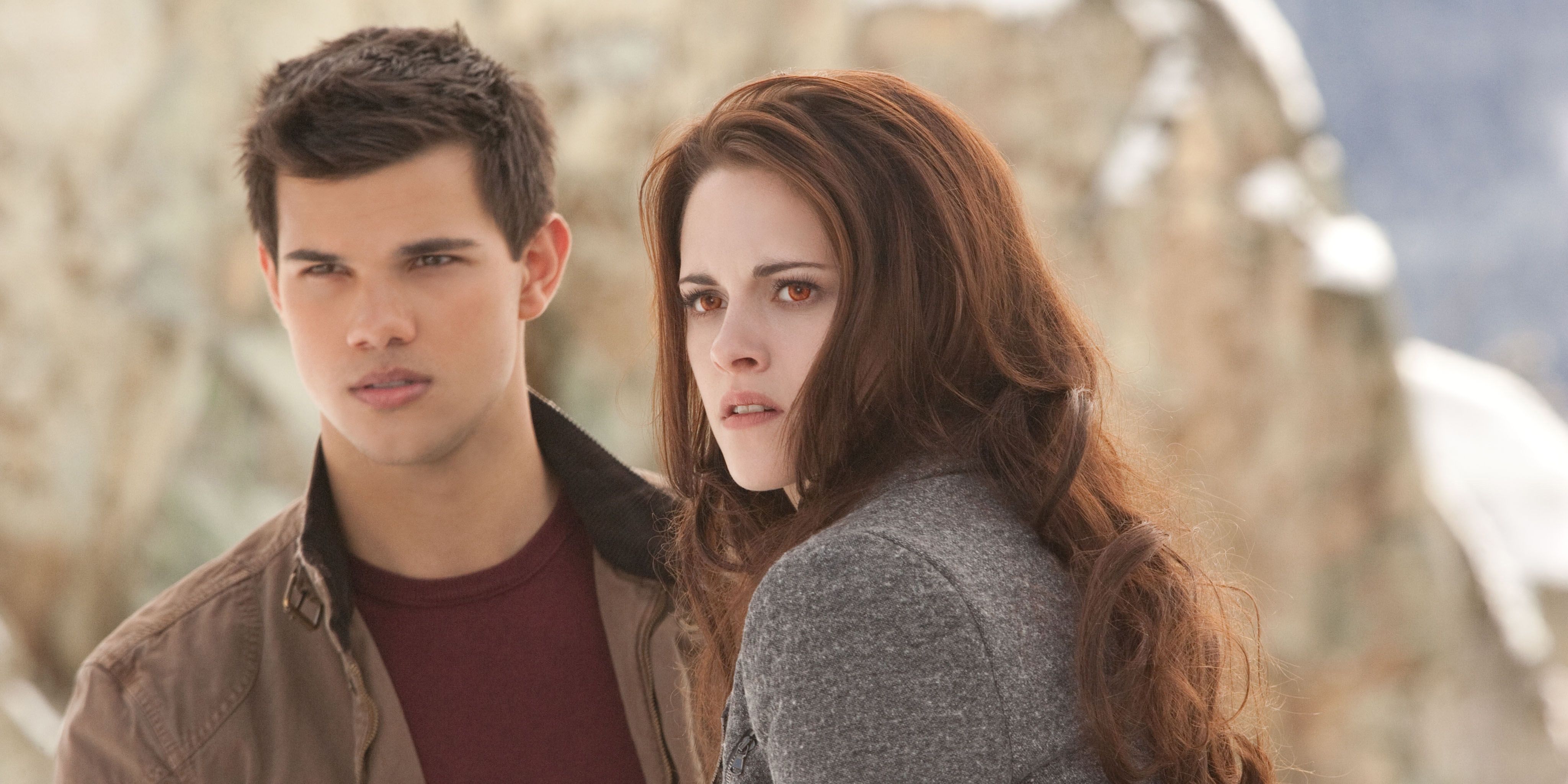 Twilight 5 Things That Make No Sense About Bella & Edward (& 5 About Bella & Jacob)