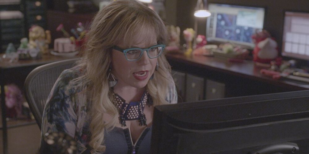 Criminal Minds Penelope Garcia analyzing patterns