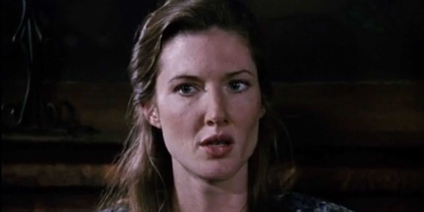 Беверли канализации. Беверли 1990. Беверли марш и билл денбро. Оно бен и беверли. Оно 1 беверли.