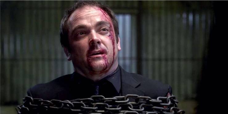 Supernatural 10 Sassiest Quotes From Crowley Screenrant