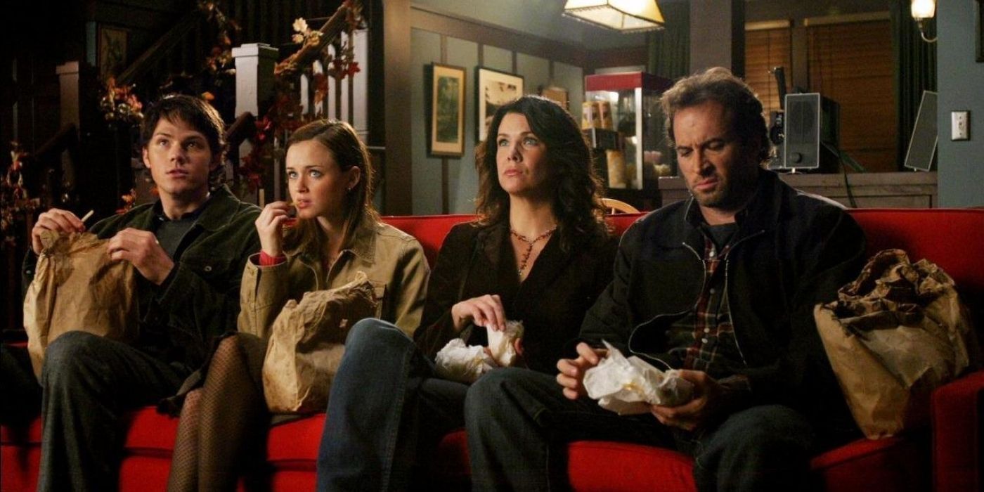 14 Coziest Gilmore Girls Fall Episodes Ranked