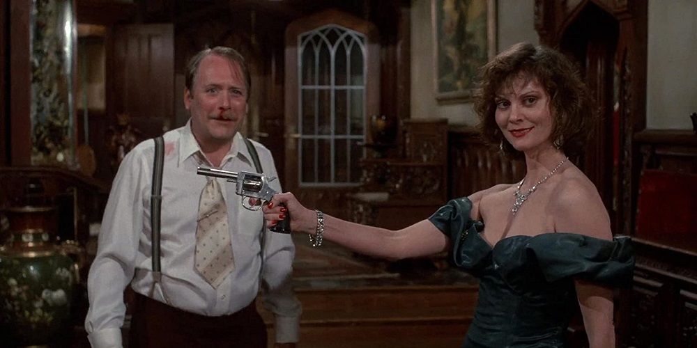 5 Ways Clue Is The Best Murder Mystery Movie (& 5 Its Knives Out)