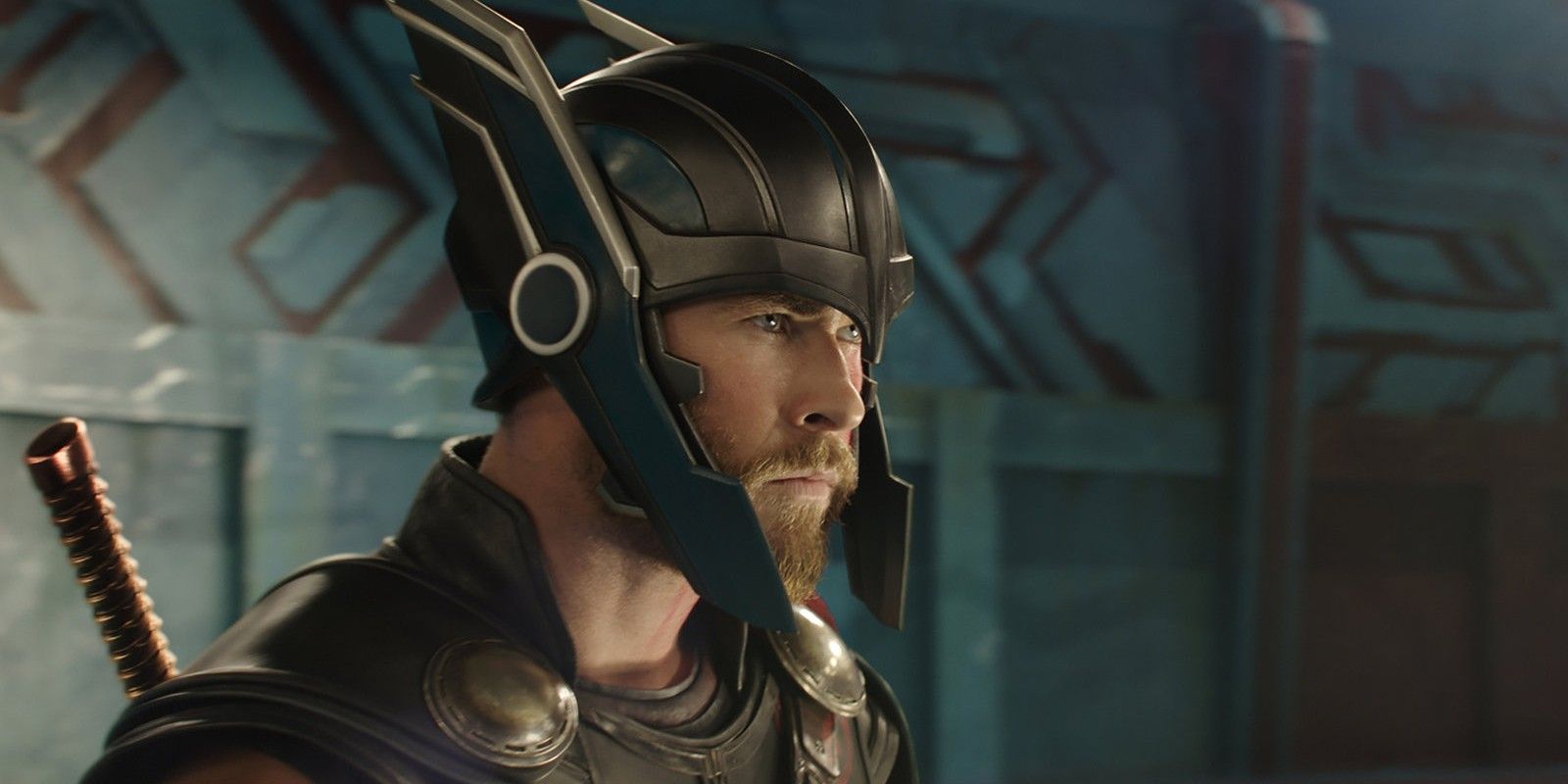 Chris Hemsworth in Thor Ragnarok 1