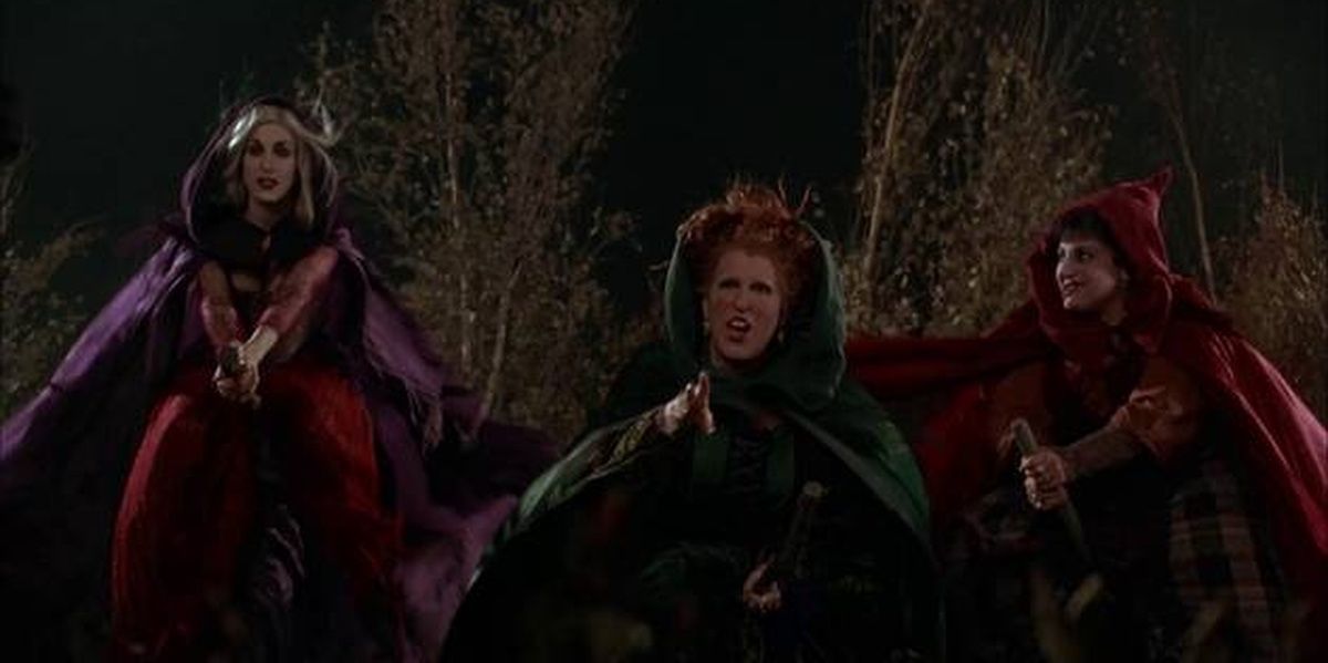 Hocus Pocus 5 Times The Sandersons Were Scary (& 5 They Werent)