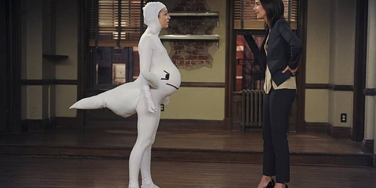 halloween-lily.jpg (740×370)