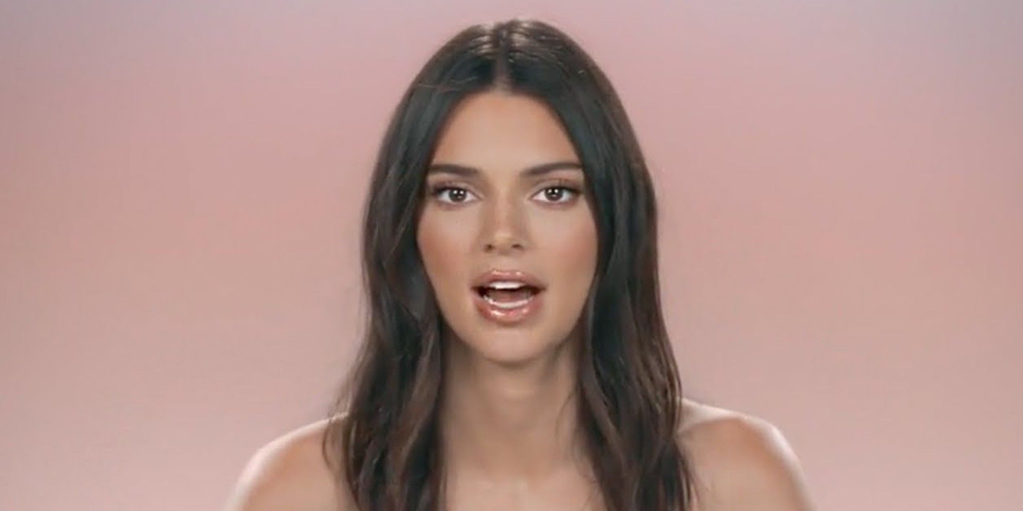 Kuwtk A Timeline Of Kendall Jenner S Biggest Runway Moments Laptrinhx