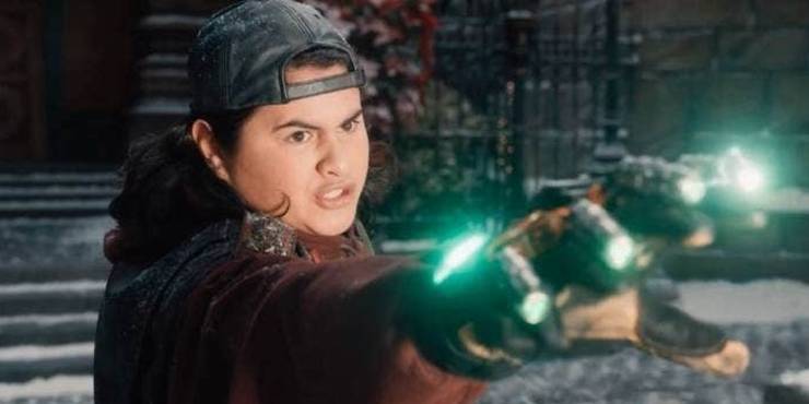 The Christmas Chronicles 2 6 Differences From The First Film 4 Things That Stayed The Same Christmas Chronicles 2 Budget 2021