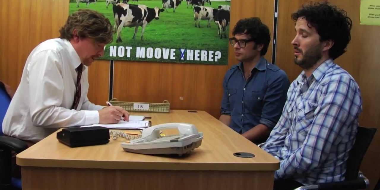 Band meeting in Flight of the Conchords
