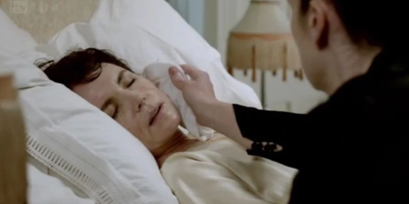 Cora unwell in bed in Downton Abbey